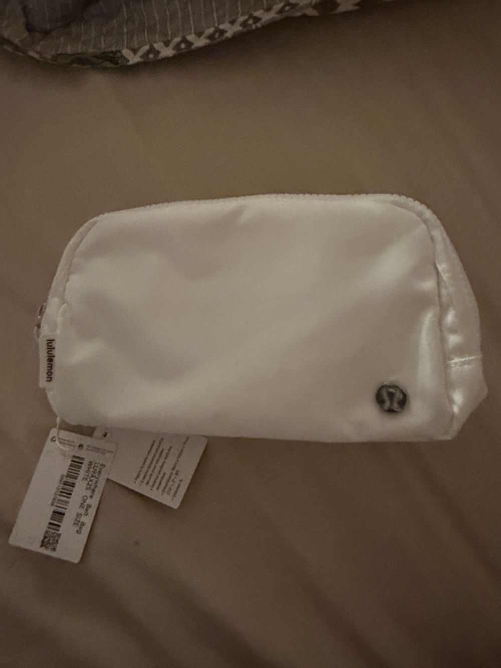 Lululemon Everywhere Belt Bag 1L White, Lululemon Belt Bag New With Tags